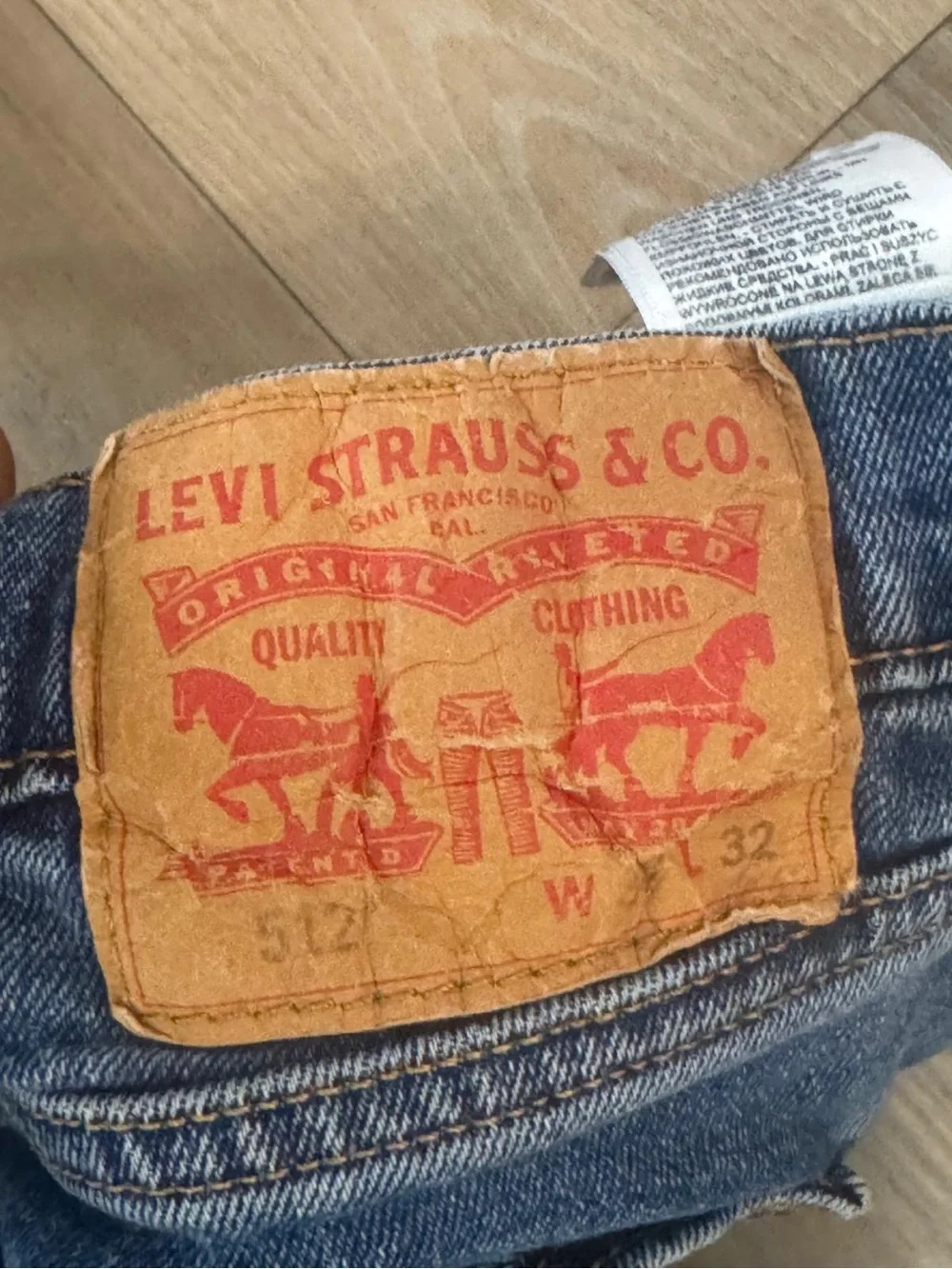 Levi's Men's Medium Blue Straight Jeans
